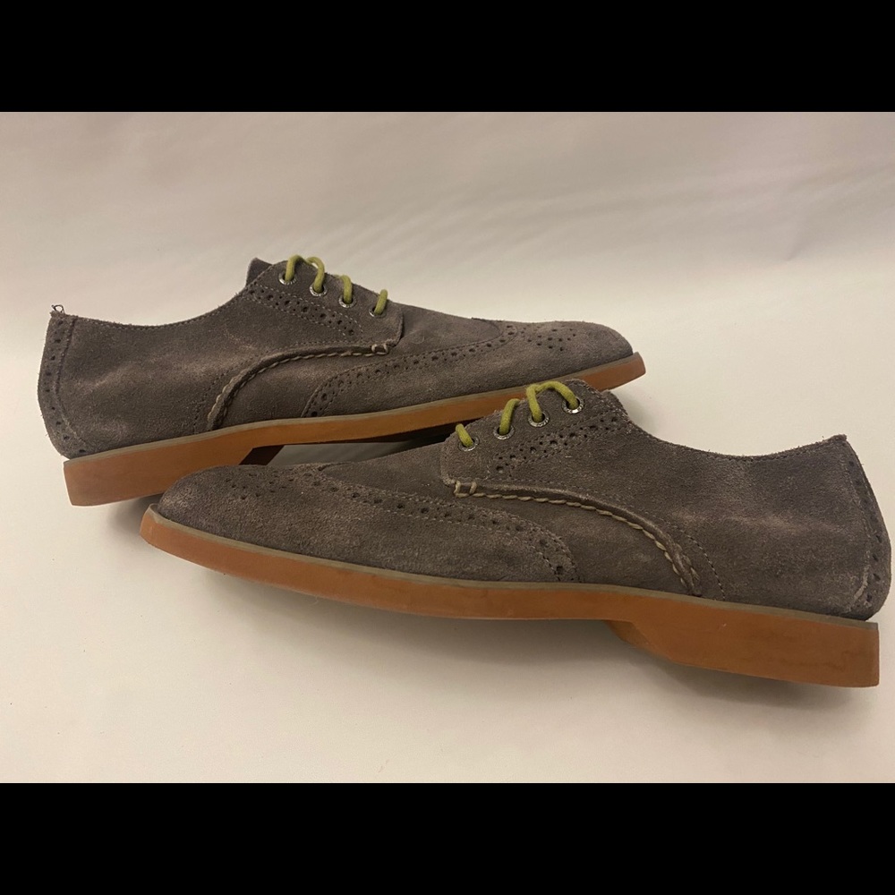Sperry Wingtip Oxfords